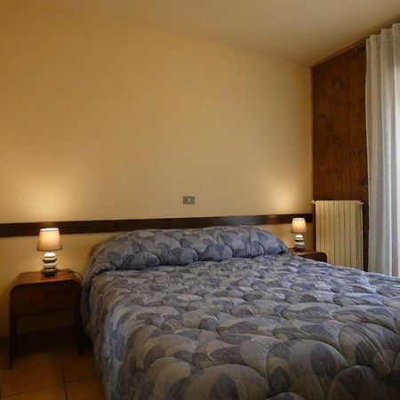 Dimora Fresilia Casa Vacanze Opi Extérieur photo