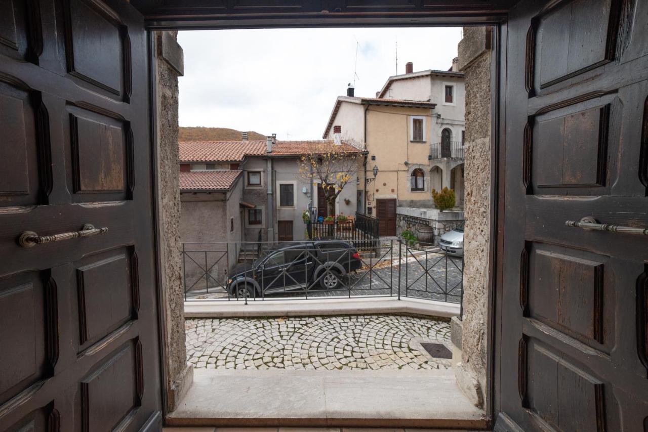 Dimora Fresilia Casa Vacanze Opi Extérieur photo