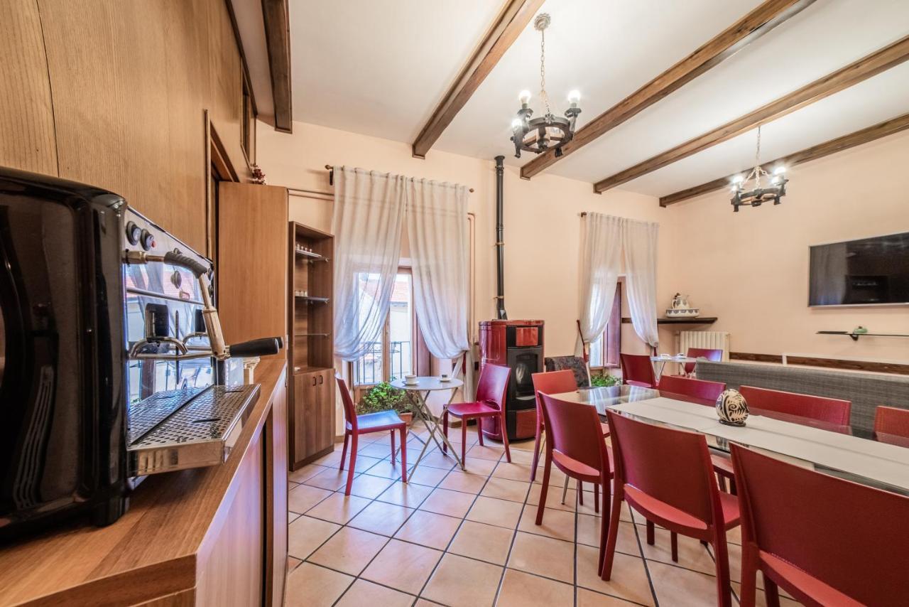 Dimora Fresilia Casa Vacanze Opi Extérieur photo