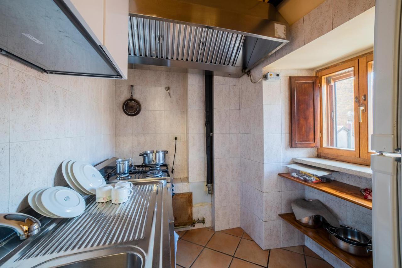 Dimora Fresilia Casa Vacanze Opi Extérieur photo