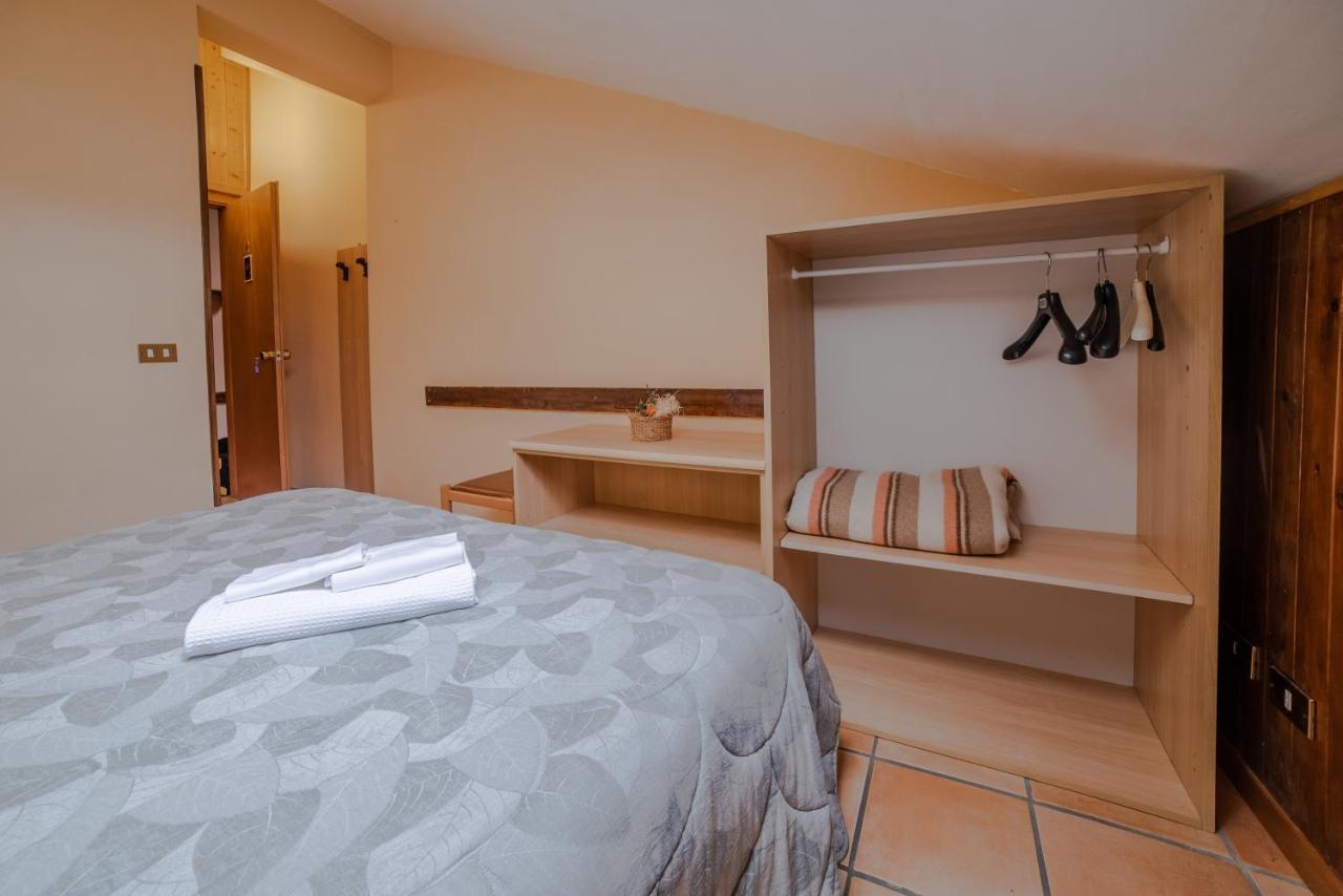 Dimora Fresilia Casa Vacanze Opi Extérieur photo